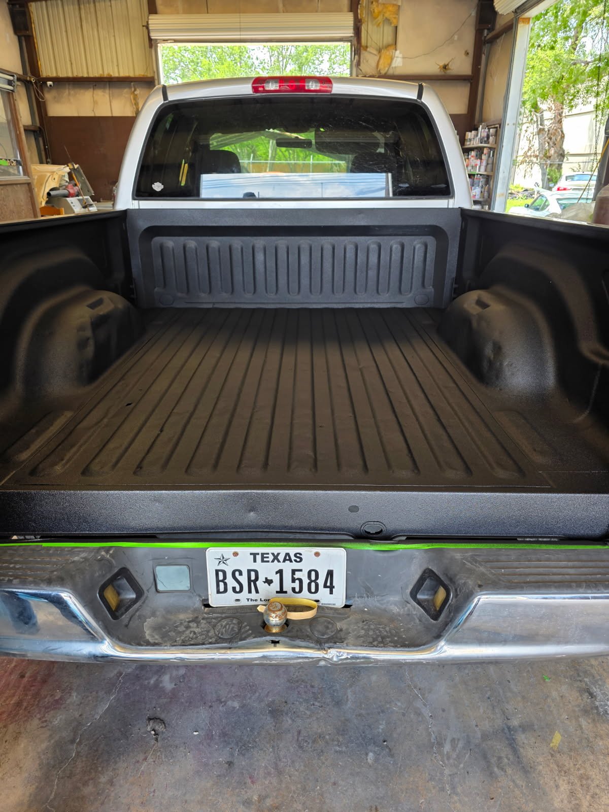 Truck bed refinishing at Castillo's Finishing Touch